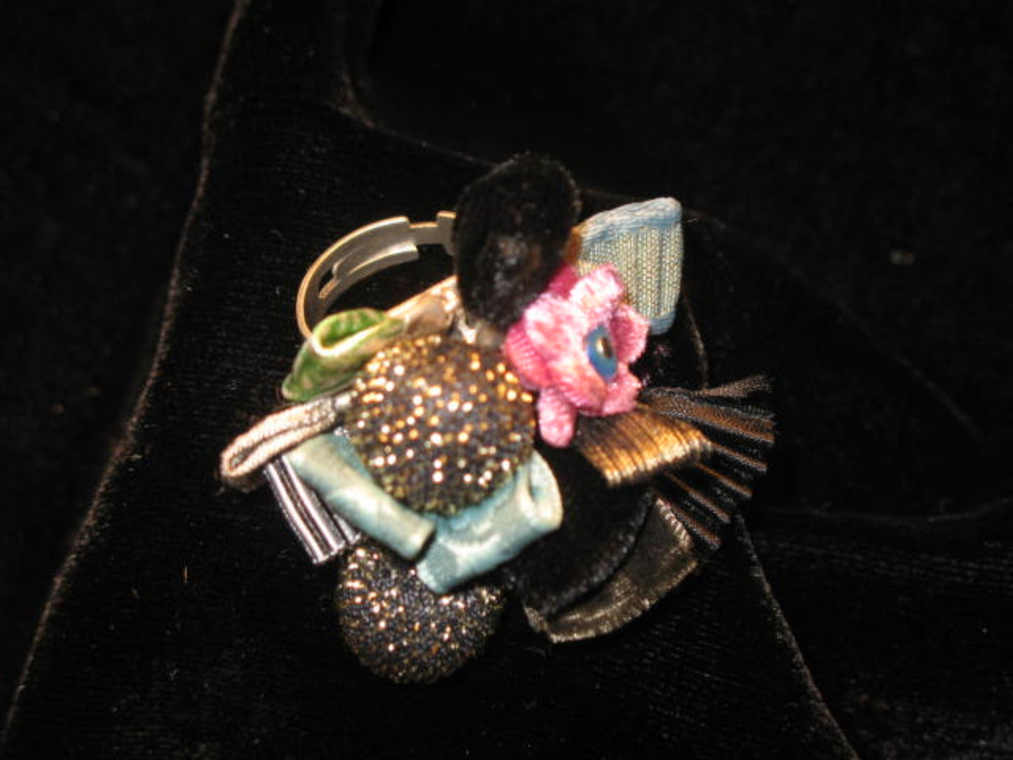 Silk Charm Ring - Black, Silver and Fuchsia