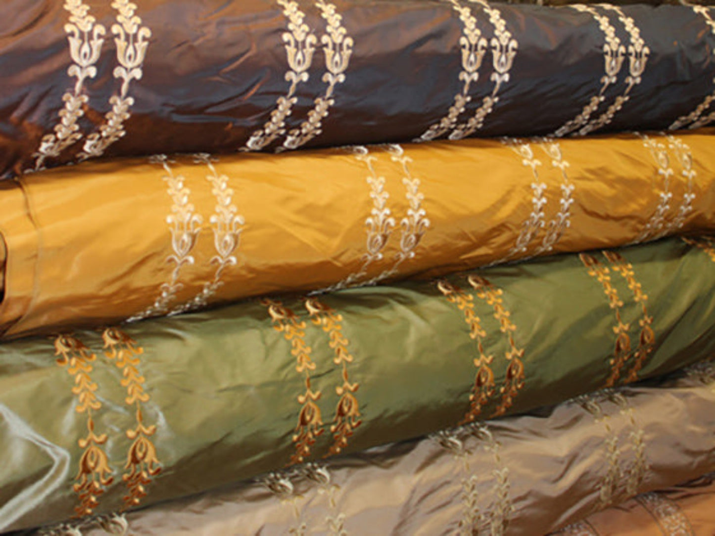 The Irons - Silk Taffeta - Taupe