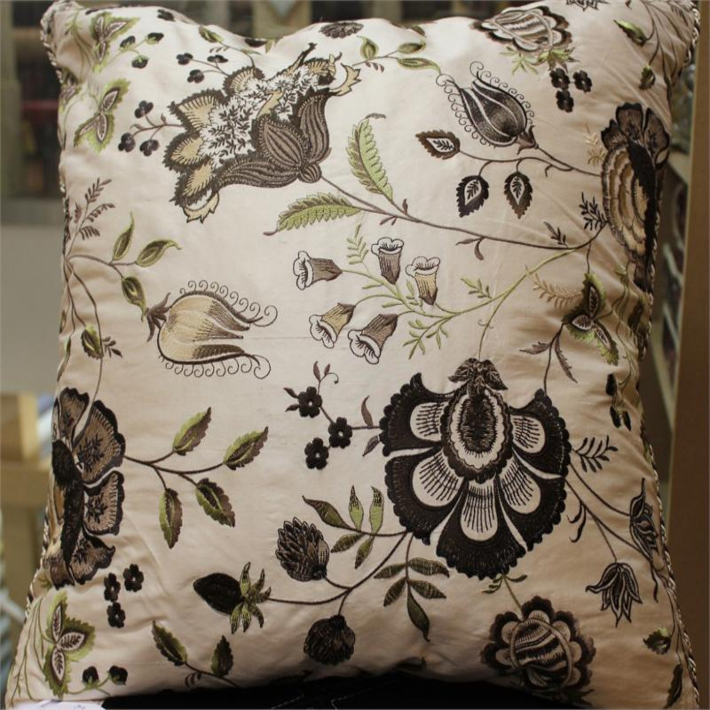 Silk Throw Pillow Shell - Au Jardin - Ivory - Silk Dupioni