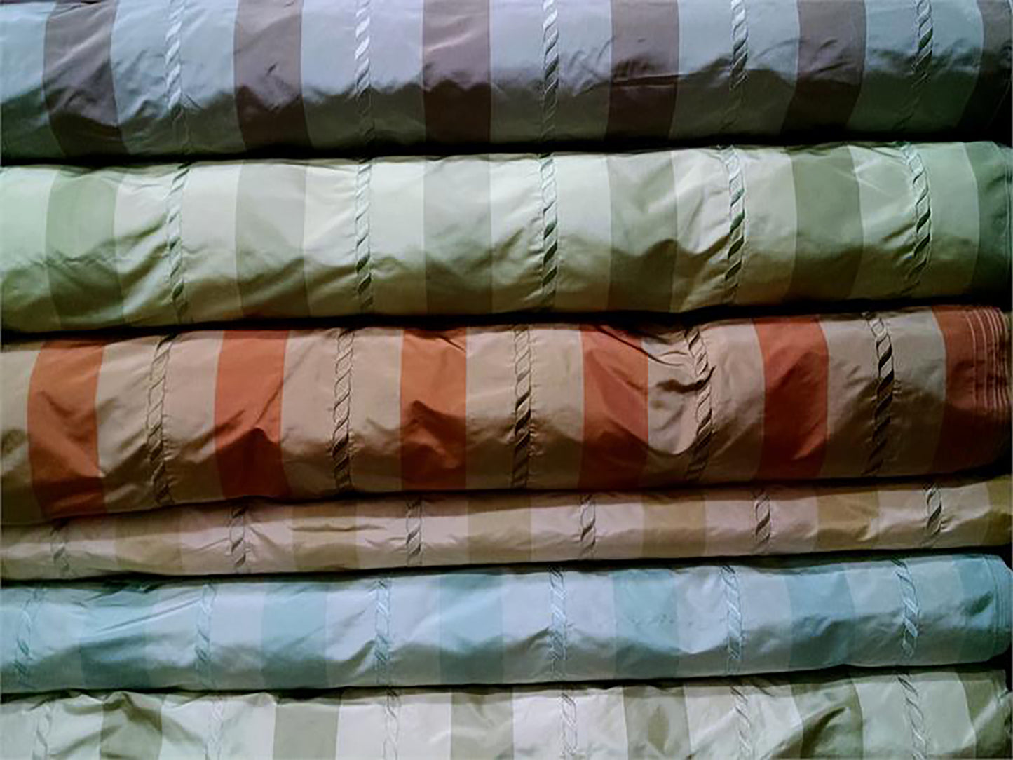 The Lost Chord Silk Taffeta - Green - 4.5 Yard Remnant (Last piece!)